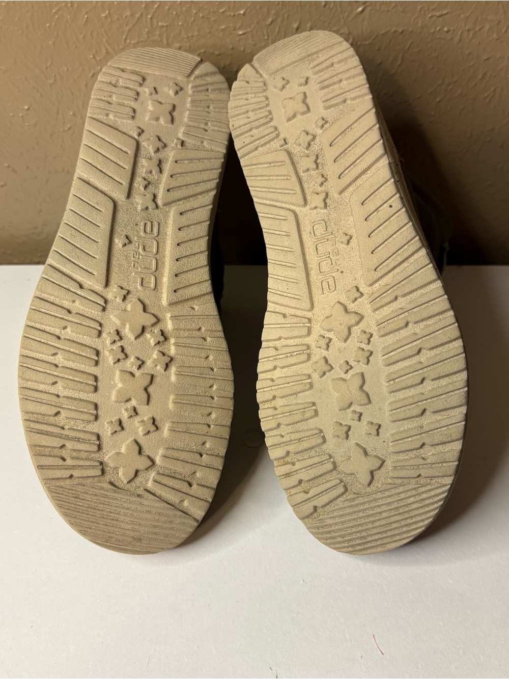 Hey Dude Kids Olive Gray High-Top Boots with Cream Sole - Picture 5 of 6
